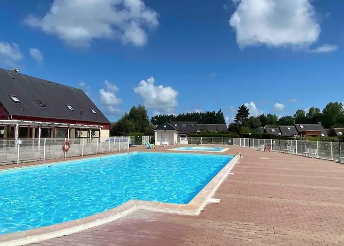 6 Pers Avec Piscine شاليه